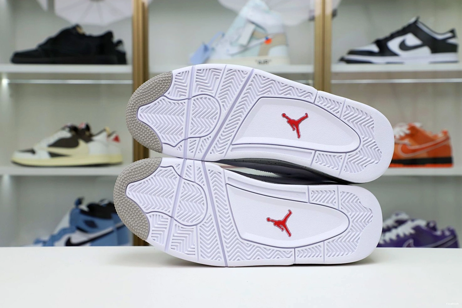 RETRO JORDAN 'WHITE OREO' 4 AIR 0921
